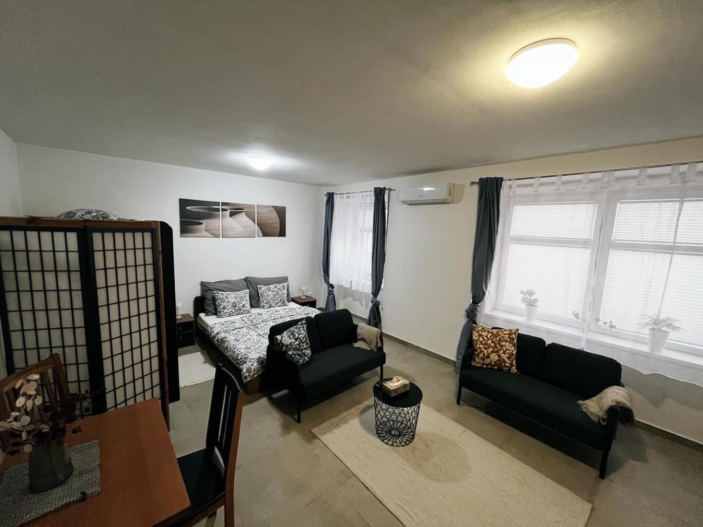 Fara No71 Apart 2 Libice nad Cidlinou Exteriör bild